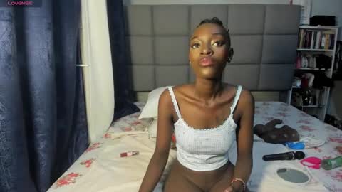 suhaila_suu online show from March 3, 2:18 am