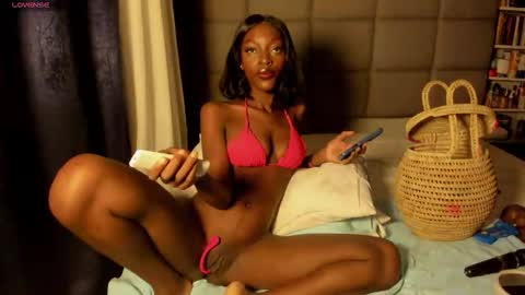 suhaila_suu online show from March 22, 11:52 pm