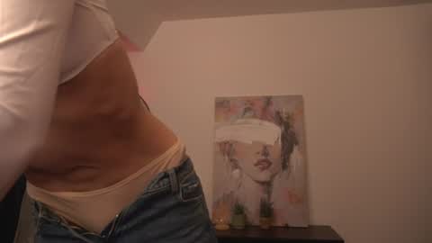 Snapshot of suki_3 chatting on July 4, 3:24 am Suki online show from July 4, 3:24 am