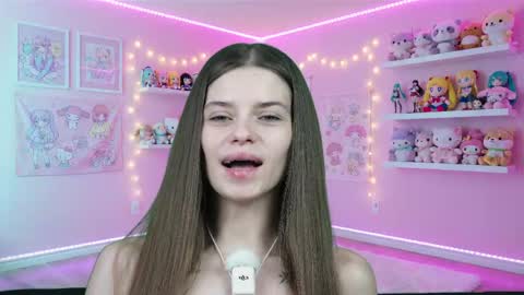 sukie_spooky online show from April 16, 10:05 am