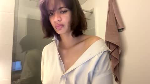 Snapshot of sukulaurens chatting on September 25, 3:54 am Suku Ren online show from September 25, 3:54 am