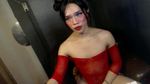 Snapshot of sultry_sirenxx chatting on February 10, 6:03 pm sultry_sirenxx online show from February 10, 6:03 pm
