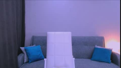 Christina online show from November 6, 11:55 am