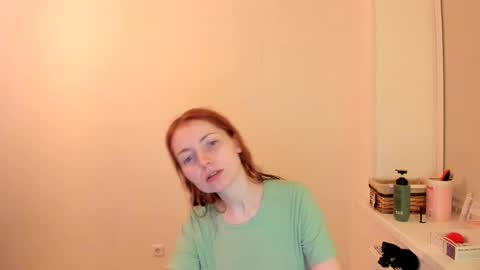 Summer Preston online show from November 26, 5:25 pm