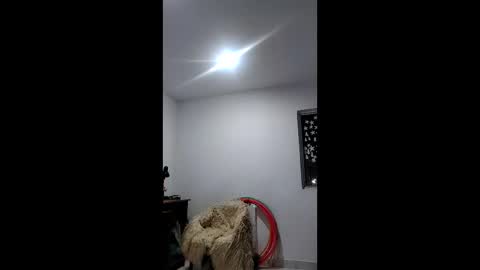 Snapshot of sun1moon6 chatting on March 1, 7:43 am moon1 online show from March 1, 7:43 am