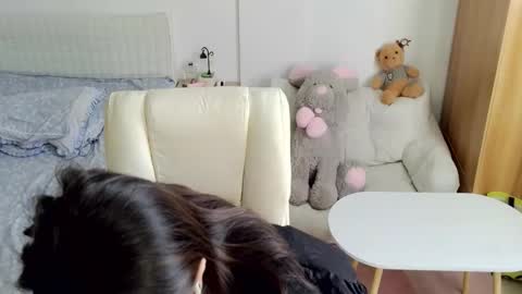 Snapshot of sun_yummy chatting on November 23, 5:18 am Lucis online show from November 23, 5:18 am