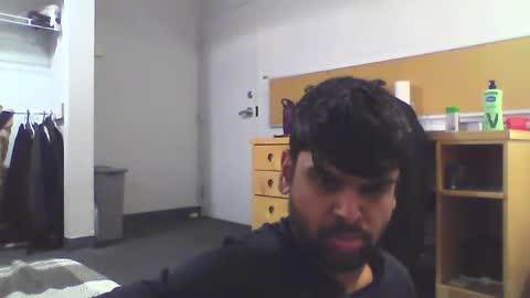 Snapshot of sundoog chatting on November 23, 10:31 pm Sundoog online show from November 23, 10:31 pm