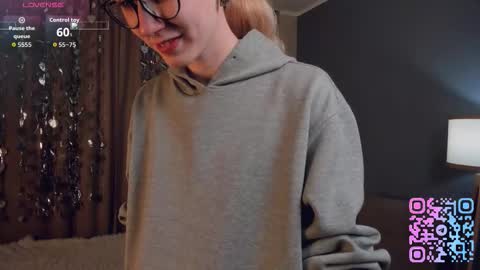 Kiki online show from February 22, 1:07 am