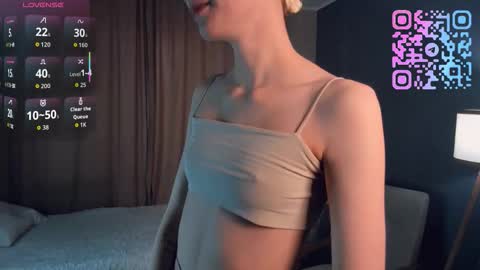 Kiki online show from March 30, 1:17 am