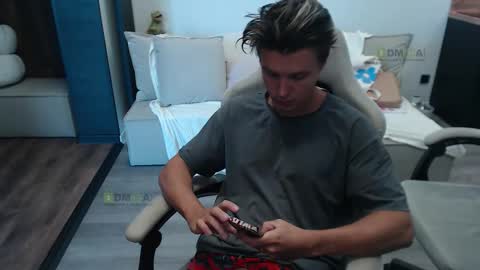 Alice and Sergey online show from September 30, 7:46 am