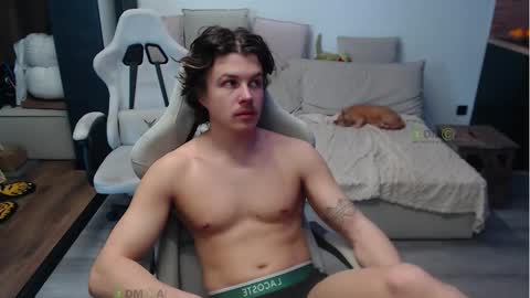 Snapshot of sunny1girl chatting on February 11, 8:41 am Alice and Sergey online show from February 11, 8:41 am