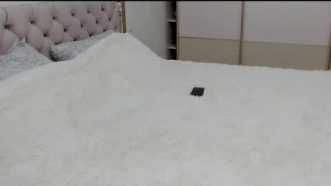 Vanessa online show from October 19, 6:36 am