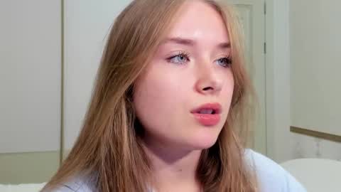 Vanessa online show from December 1, 12:21 pm