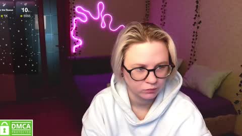 sunny mood online show from January 15, 7:05 am