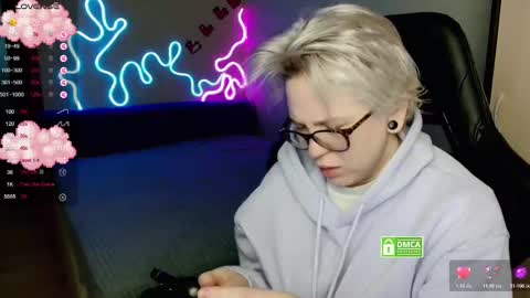 sunny mood online show from November 11, 7:30 am