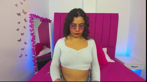 Sunny Smiith online show from November 5, 12:49 pm