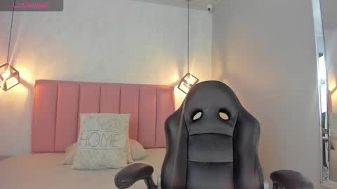  S U N N Y online show from March 26, 12:55 pm