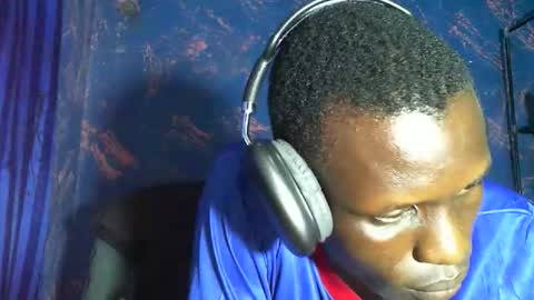 Sunnyblack2 online show from March 22, 7:50 pm