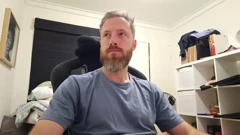 Sunnyoliv3 online show from October 1, 1:55 am