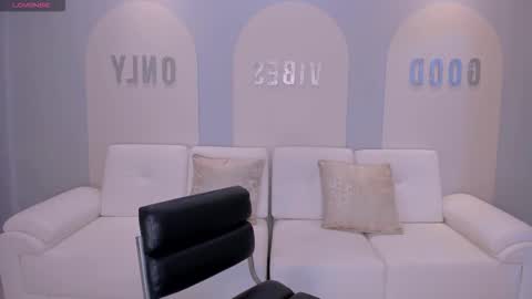 Sunny Rivers online show from October 24, 3:52 pm