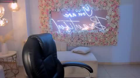 Sunny Rivers online show from December 18, 11:27 am