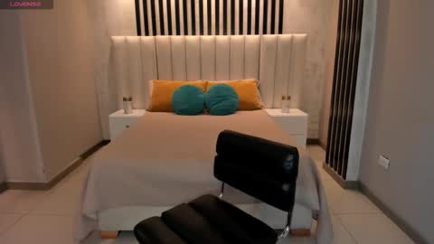 Sunny Rivers online show from February 22, 5:33 pm