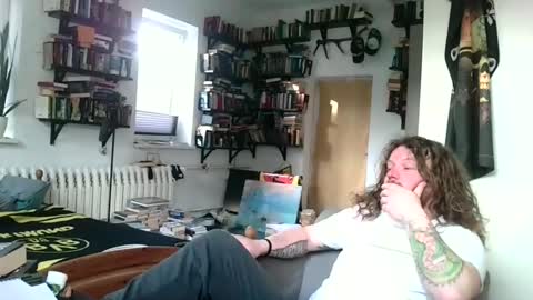 sunr1sa online show from March 8, 7:23 am