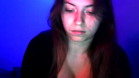 Snapshot of sunset_li chatting on December 15, 3:27 pm Lisa online show from December 15, 3:27 pm