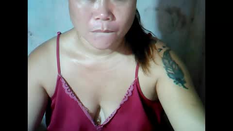 Snapshot of sunshine_38 chatting on November 21, 11:47 pm sunshine_38 online show from November 21, 11:47 pm