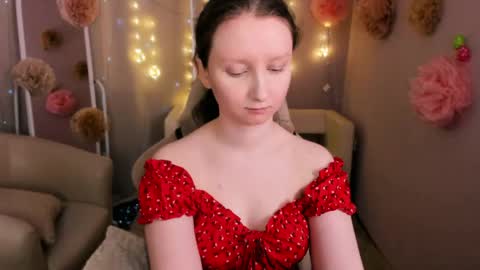 Alice online show from April 14, 1:50 pm