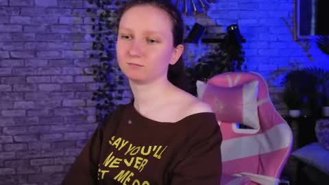 Alice online show from May 20, 1:28 pm