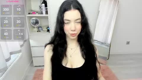 Snapshot of sunshine_bliss chatting on July 15, 11:15 am sunshine_bliss online show from July 15, 11:15 am