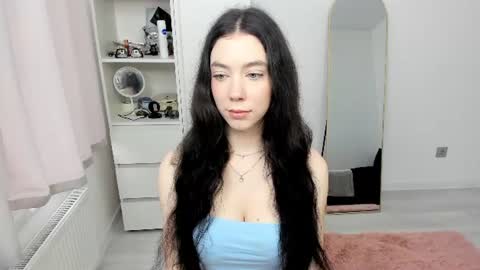 Snapshot of sunshine_bliss chatting on July 22, 3:26 pm sunshine_bliss online show from July 22, 3:26 pm