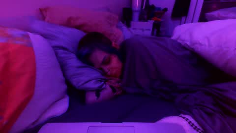 UNH1N3 online show from September 10, 2:22 am