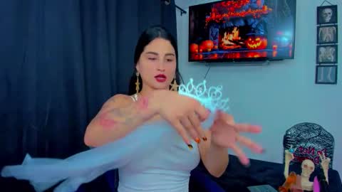 Andrea Rodriguez online show from October 19, 6:41 pm