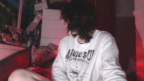 Hella online show from January 20, 1:32 pm