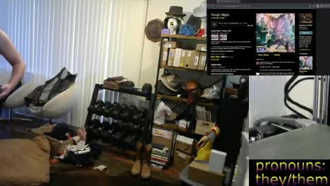 Snapshot of sunshinestreak chatting on March 23, 6:45 pm im not actually a man my pronouns are theythem online show from March 23, 6:45 pm