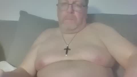 Sunspotbaby online show from April 9, 10:48 pm