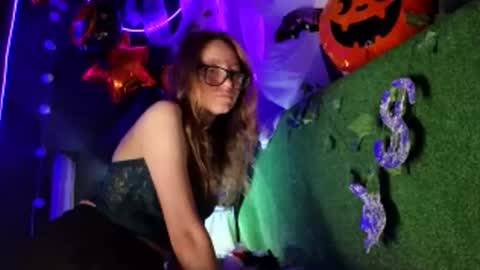 Snapshot of super_jony chatting on November 6, 2:18 pm super jony and Marta GMT 1300-1800 every day online show from November 6, 2:18 pm