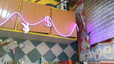 Snapshot of super_jony chatting on November 20, 5:07 am super jony and Marta GMT 1300-1800 every day online show from November 20, 5:07 am