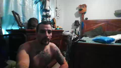 Snapshot of superd512 chatting on January 6, 10:45 pm Guero Cash online show from January 6, 10:45 pm