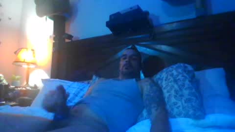 Snapshot of superd512 chatting on July 28, 1:23 am Guero Cash online show from July 28, 1:23 am