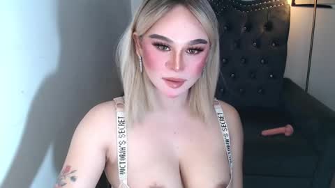 CARMINA online show from December 1, 11:10 pm