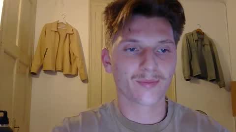 Ctrl My Body online show from November 30, 4:22 pm