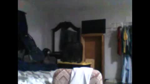 Snapshot of superlyblessed86 chatting on April 15, 4:52 am superlyblessed86 online show from April 15, 4:52 am
