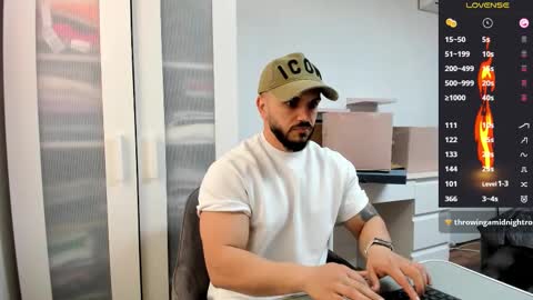 supermanboyxxl online show from March 11, 7:03 am