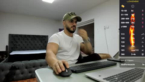 supermanboyxxl online show from April 2, 6:22 am