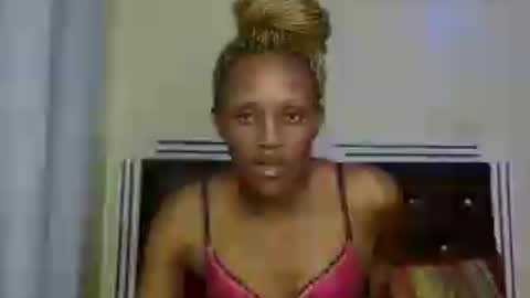Snapshot of supersexxy_chyna chatting on July 16, 8:37 pm supersexxy_chyna online show from July 16, 8:37 pm