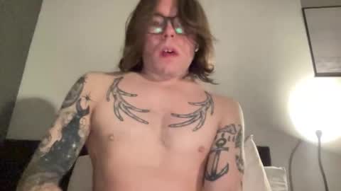 Snapshot of supersilk69 chatting on March 2, 3:20 am supersilk69 online show from March 2, 3:20 am