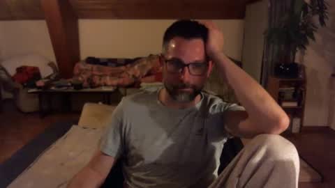 supersquirrel81 online show from January 9, 5:04 pm